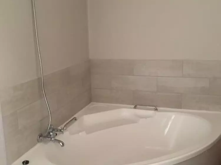 Hotelli Groenhoek Game And Guest Farms