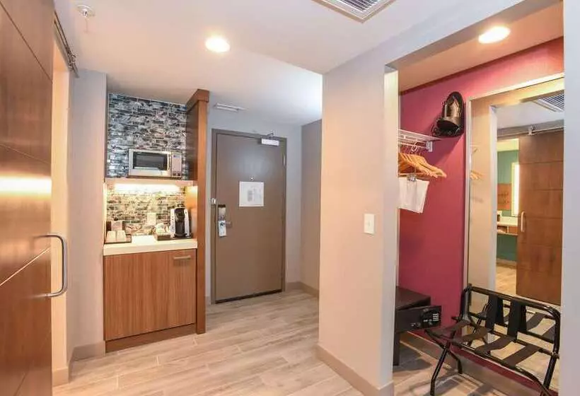 Hotelli Hilton Garden Inn Cincinnati Midtown