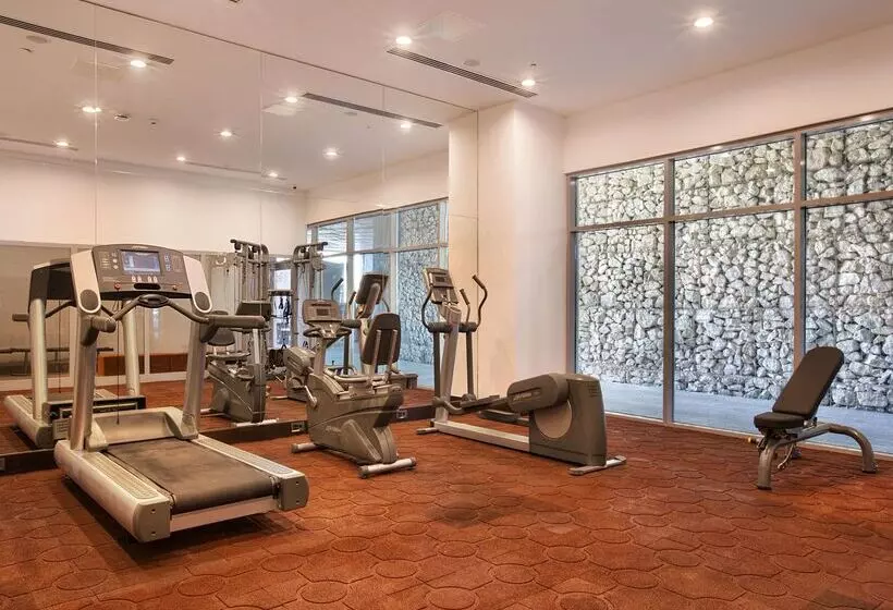 هتل Hilton Garden Inn Isparta