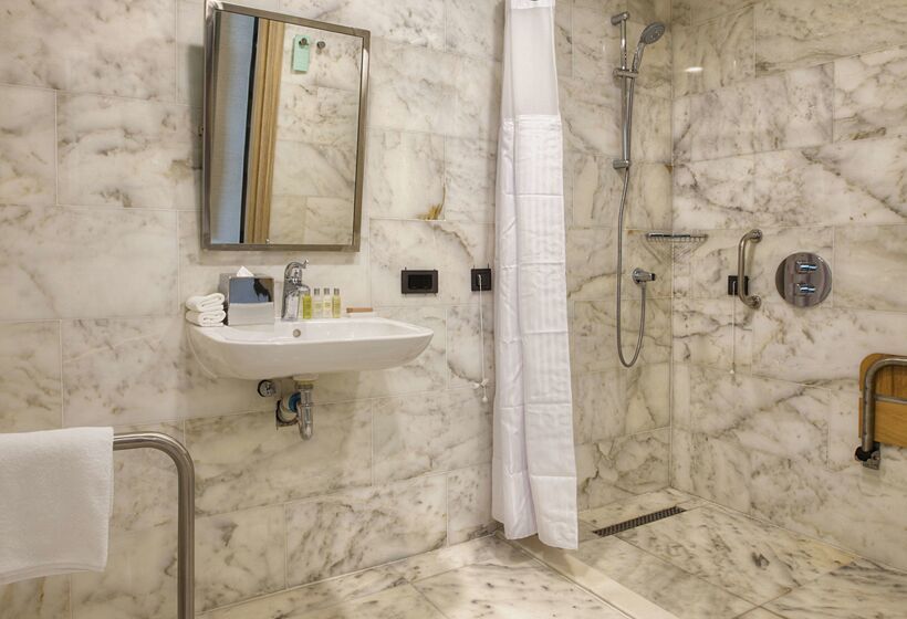 هتل Hilton Garden Inn Isparta