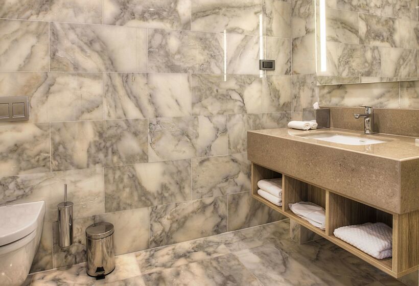 هتل Hilton Garden Inn Isparta