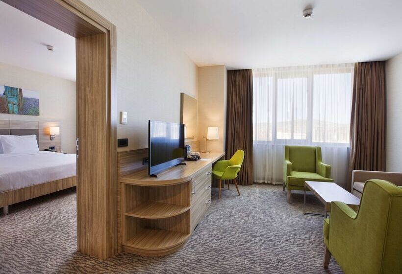 هتل Hilton Garden Inn Isparta