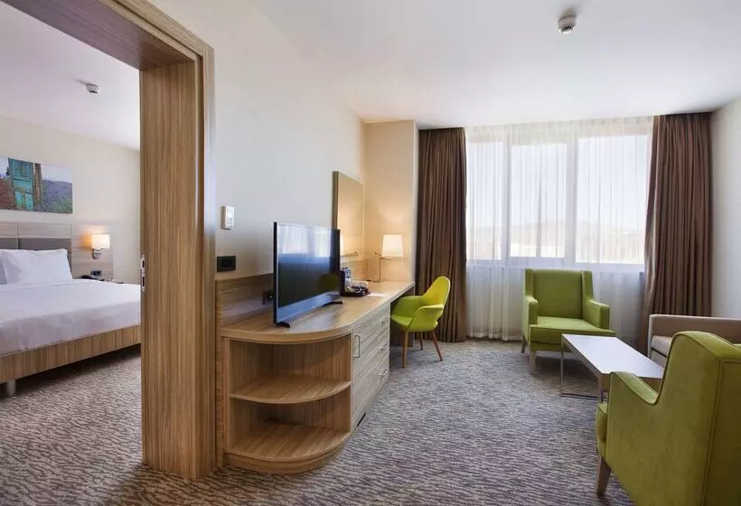 هتل Hilton Garden Inn Isparta