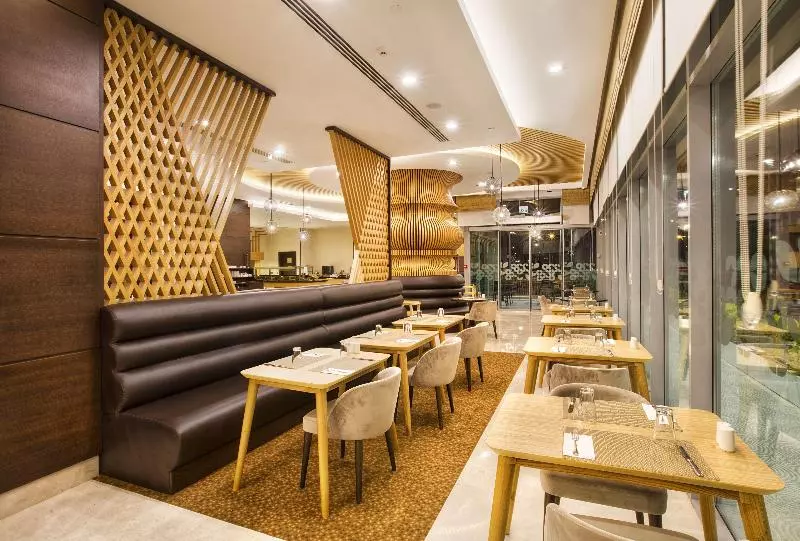 هتل Hilton Garden Inn Isparta