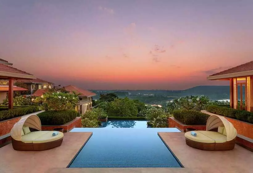 هتل Hilton Goa Resort Candolim