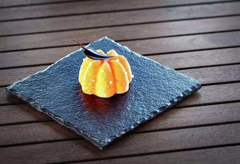 هتل Hilton Goa Resort Candolim