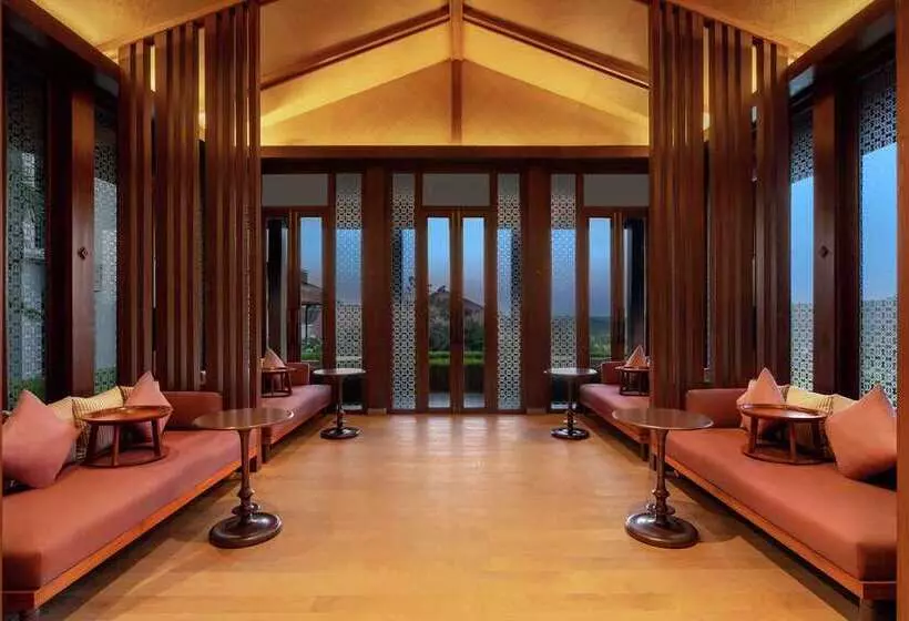 هتل Hilton Goa Resort Candolim