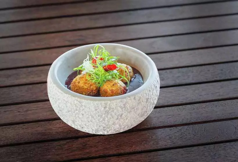 هتل Hilton Goa Resort Candolim