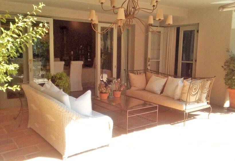 酒店 Hoeveld House