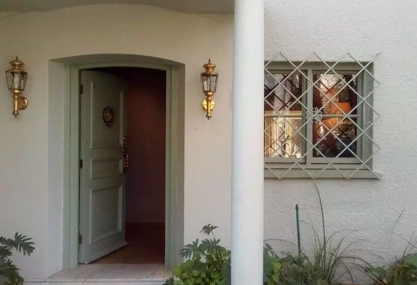 ホテル Hoeveld House