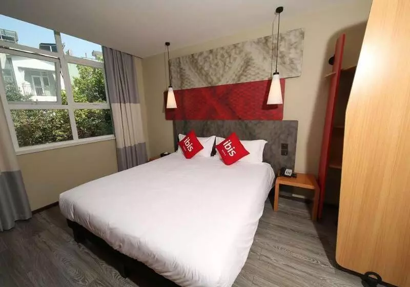 ホテル Ibis Chengdu Meizhou Center