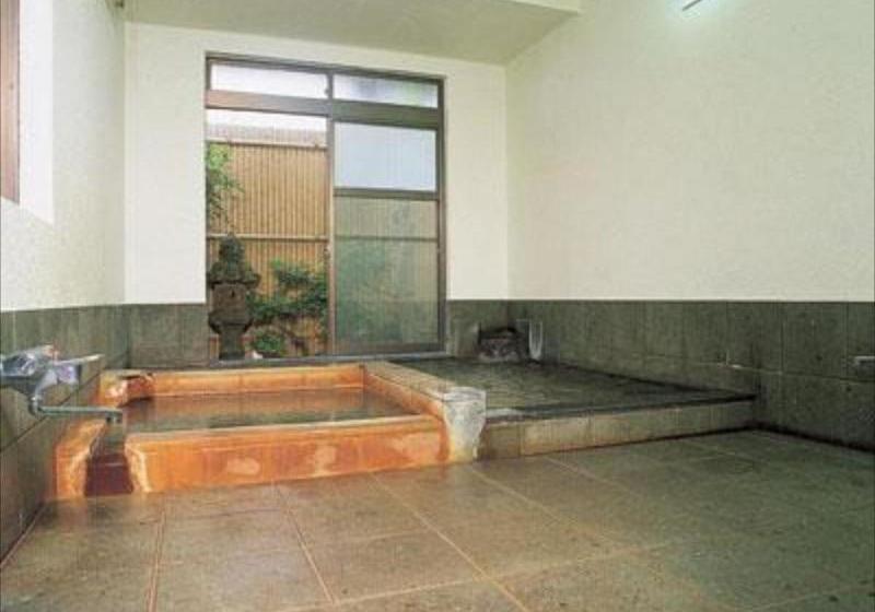 فندق Nogawaya Ryokan