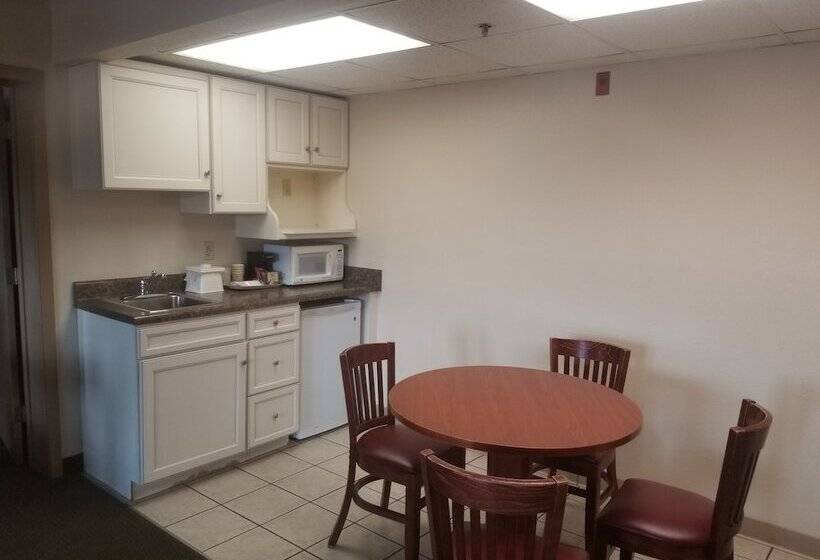 酒店 Park Tower Inn