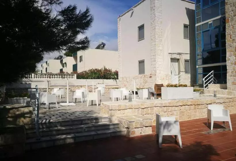 Hotelli Residence La Corvetta