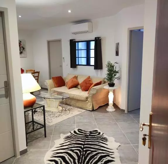 Hotelli Résidence Mart Ins