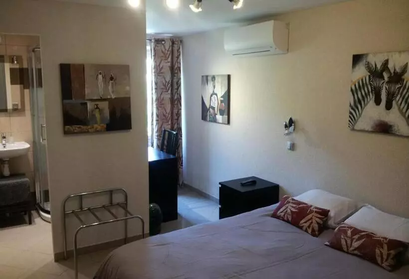 Hotelli Résidence Mart Ins