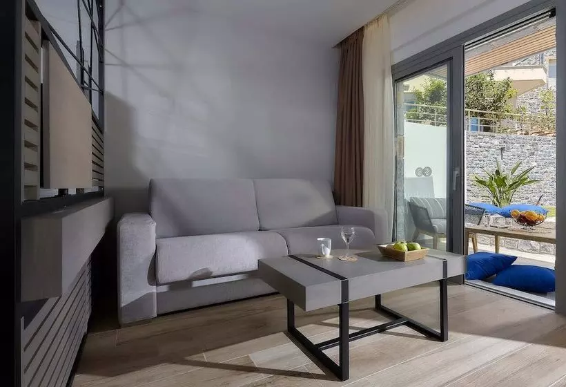 Hotelli Seascape Luxury Residences