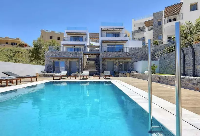 Hotelli Seascape Luxury Residences