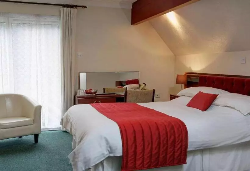 ホテル The Cedars