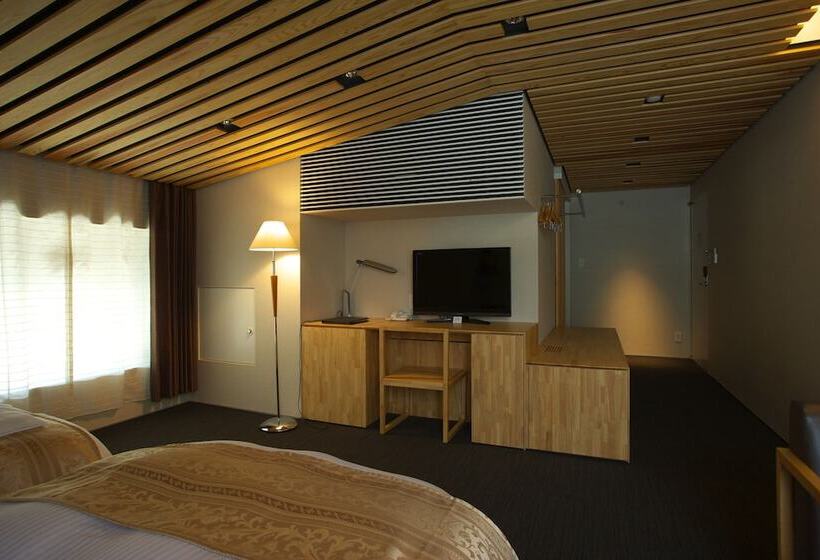 Kumo No Ueno Hotel Annex Marche Yusuhara