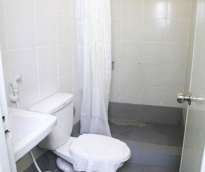 Quoalla Hotel Makati