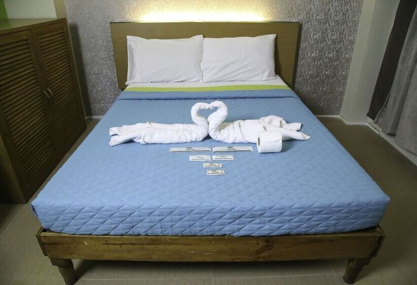 Quoalla Hotel Makati