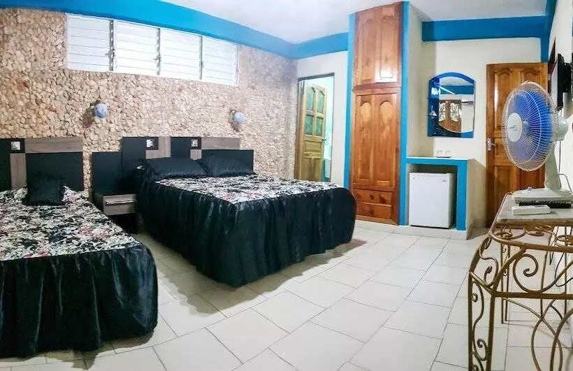 Retkeilymaja Villa Maria Del Carmen