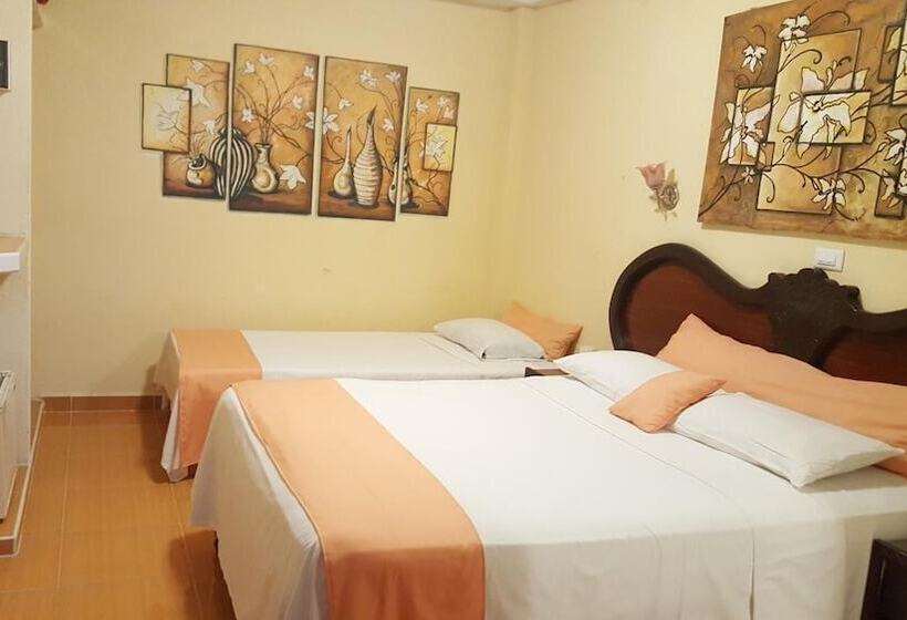 הוסטל Villa Maria Del Carmen