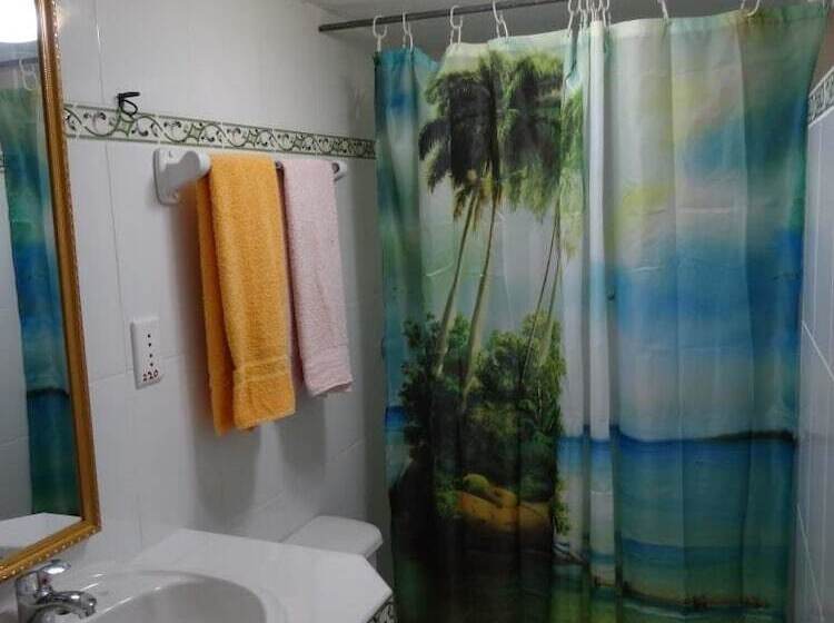 הוסטל Villa Maria Del Carmen