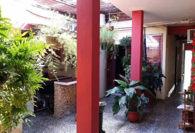 Retkeilymaja Villa Maria Del Carmen