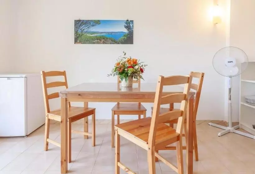 Apartamentos Royal S´alguer