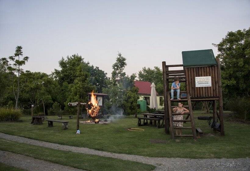 בית מלון כפרי Forest Edge