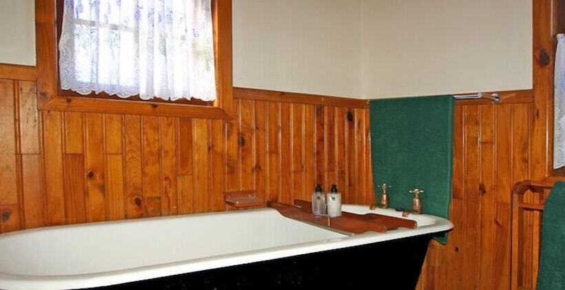 בית מלון כפרי Forest Edge