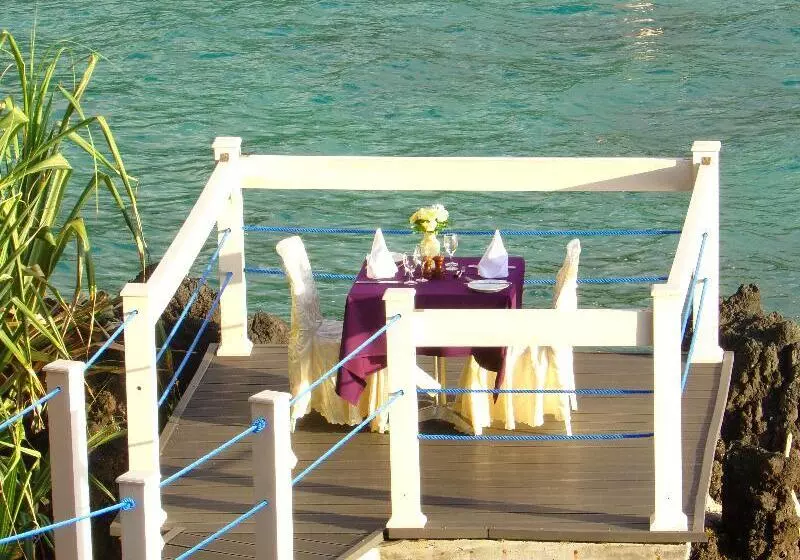 Itsandra Beach Hotel & Resort