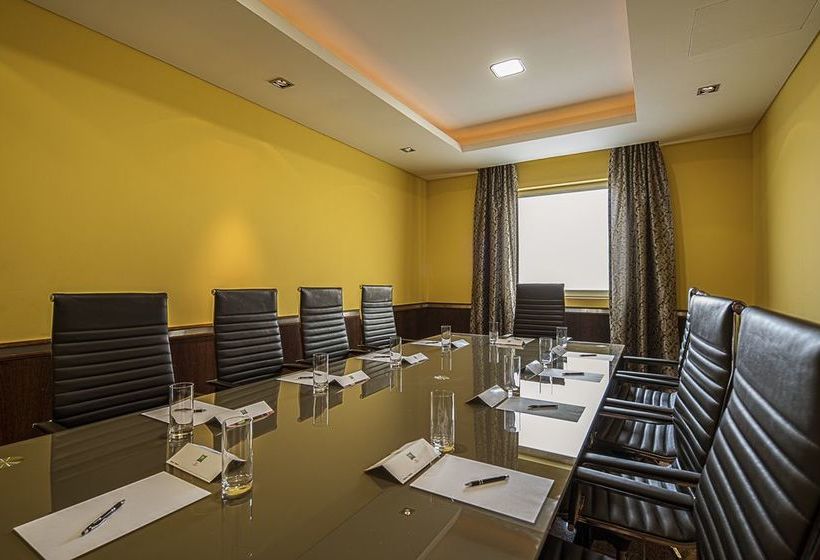 酒店 Ibis Styles Iu Namibe