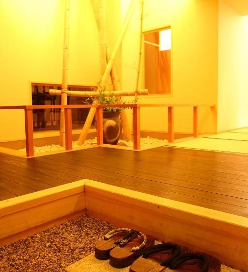 בית מלון כפרי Kakimotoya