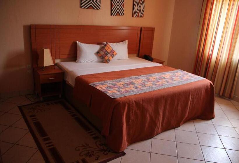 هتل Kings Hospitality Centre