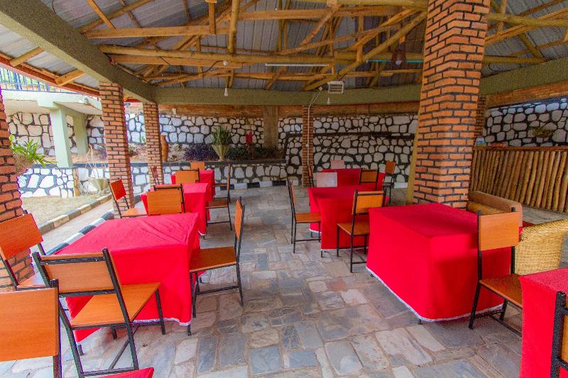 هتل Kings Hospitality Centre