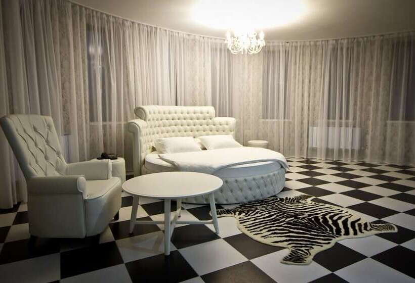 فندق Marton Gordeevsky