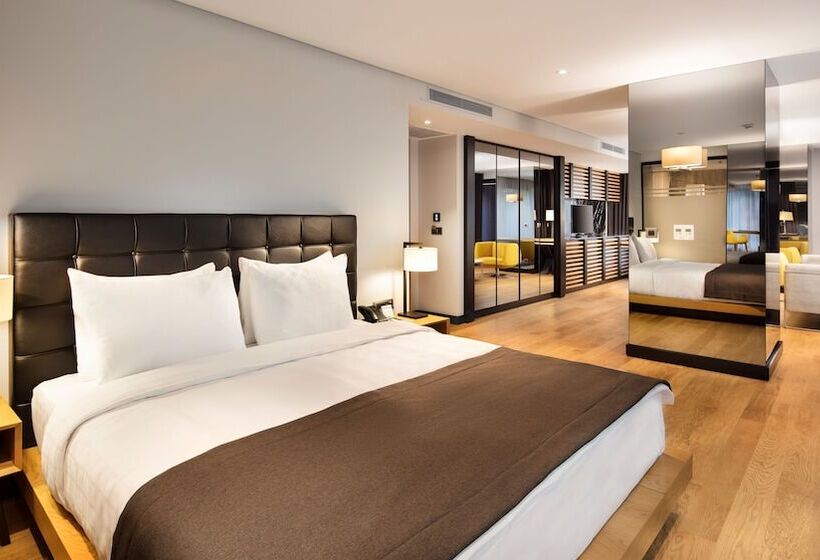 Metropolitan Hotels Bosphorus Special Category