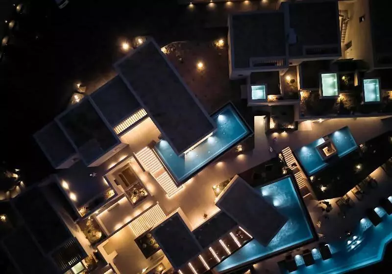 Hotelli North Santorini  A Luxury Spa