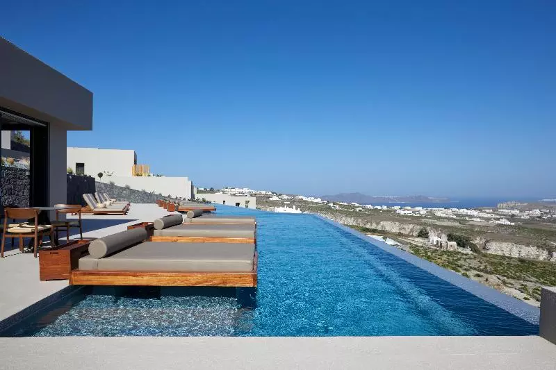 Hotelli North Santorini  A Luxury Spa