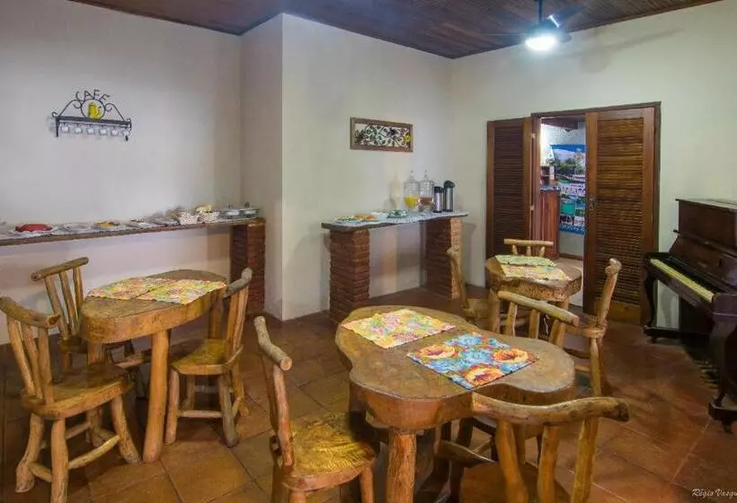 هتل Pousada Acquarela Paraty