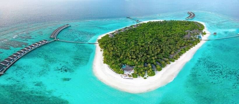 هتل Robinson Noonu  All Inclusive