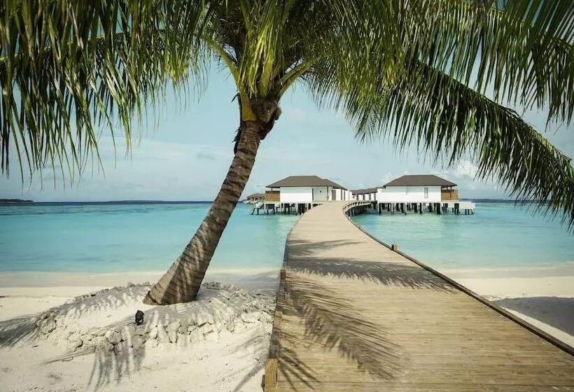 هتل Robinson Noonu  All Inclusive