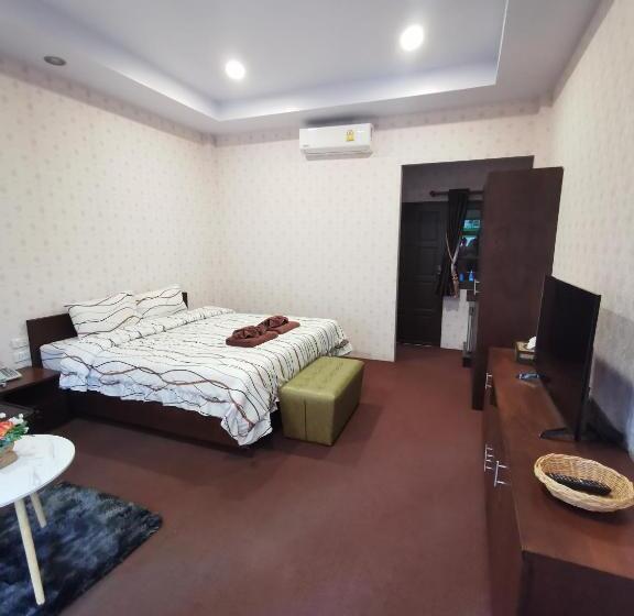 בית מלון כפרי Platinum Resort