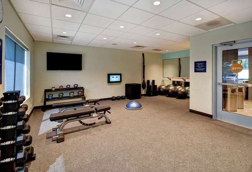 فندق Tru By Hilton Raleigh Durham Airport