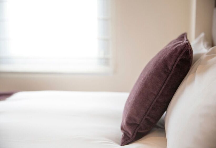 Den’s Hotel Yonezawa