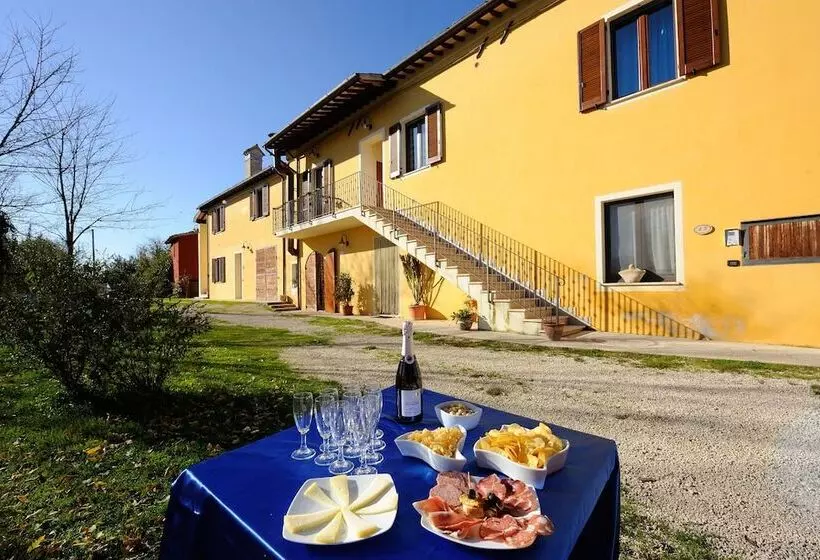 ホテル Agriturismo Stovali Da Lustrinu