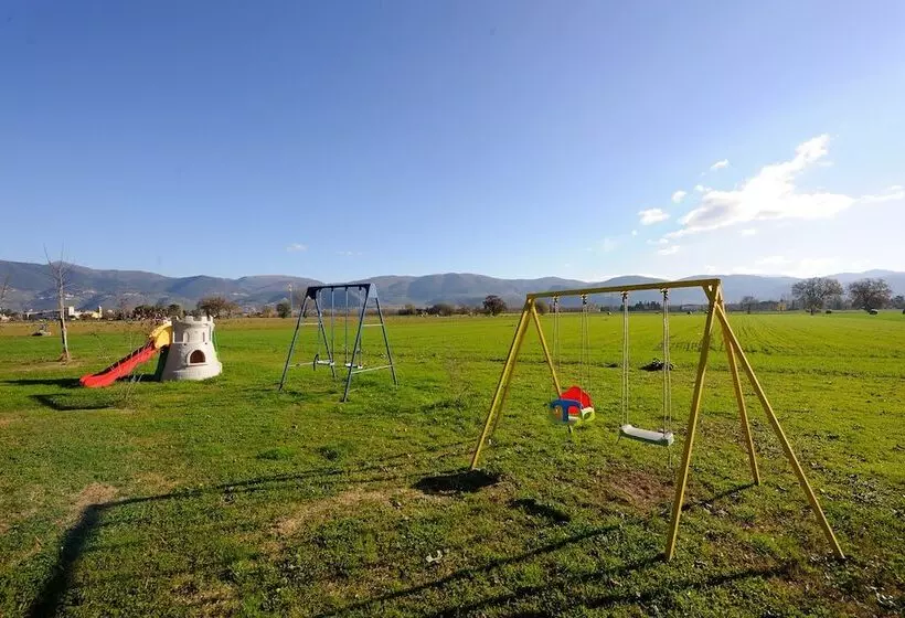 ホテル Agriturismo Stovali Da Lustrinu